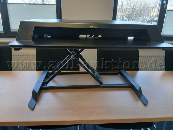 Frontansicht (stehend - ausgefahren)