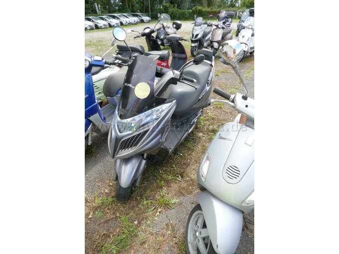 1 Moped Kymco G-Dink / Bastlerfahrzeug – kavel bij Zoll-Auktion, Wandlitz