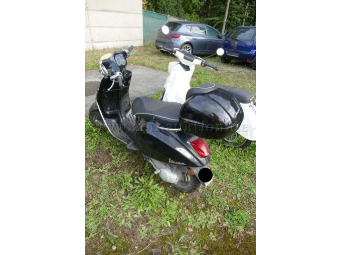 1 Moped Piaggio Vespa Sprint / Bastlerfahrzeug – foto 3 – kavel bij Zoll-Auktion, Wandlitz
