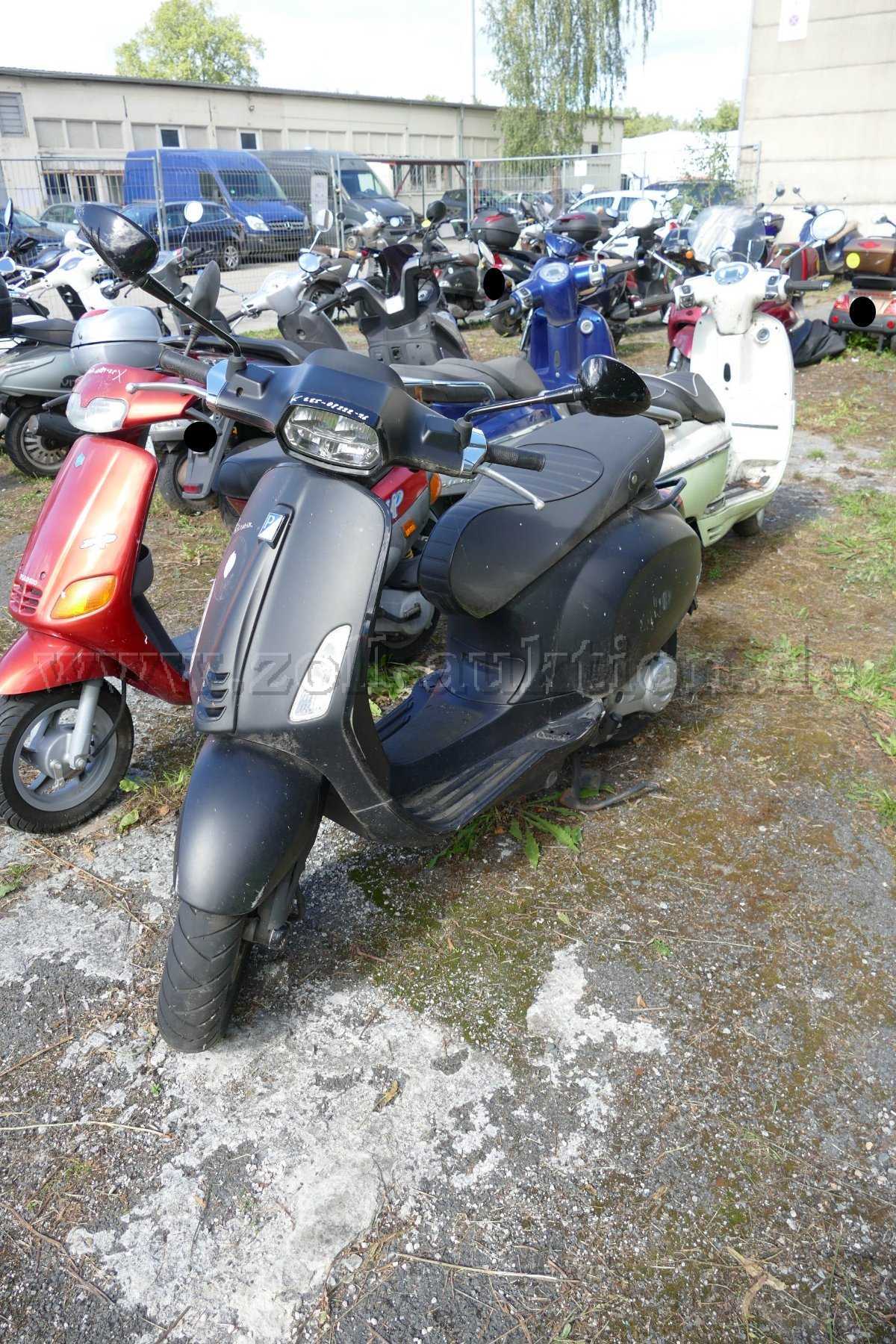 1 Moped Piaggio Vespa Sprint Notte / Bastlerfahrzeug