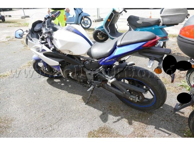 1 Moped Yamasaki YM50 RE / Bastlerfahrzeug – foto 3 – kavel bij Zoll-Auktion, Wandlitz