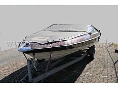 Boot mit Trailer