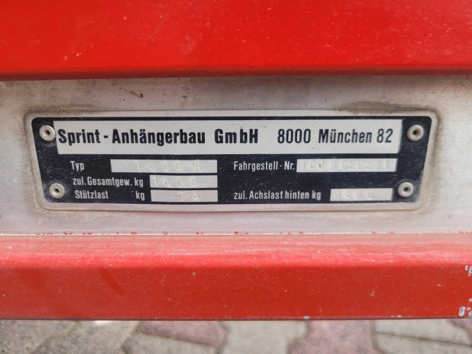 Typenschild Trailer