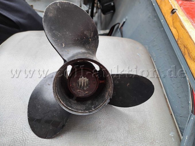 1 Motorboot unbekannten Herstellers mit Trailer und Mercury Außenbordmotor – foto 10 – kavel bij Zoll-Auktion, Regenstauf