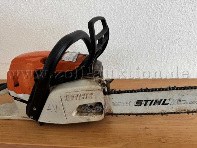 1 Stihl MS261 kettingzaag, defect, voor doe-het-zelvers of voor het verkrijgen van reserveonderdelen – foto 7 – kavel bij Zoll-Auktion, Meppen