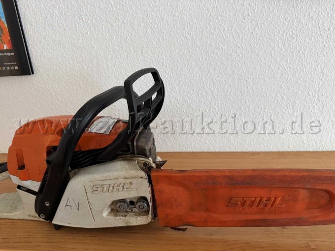 1 Stihl MS261 kettingzaag, defect, voor doe-het-zelvers of voor het verkrijgen van reserveonderdelen – foto 2 – kavel bij Zoll-Auktion, Meppen