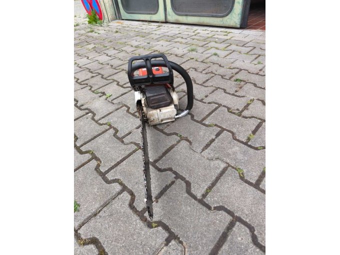 Frontansicht Schwert