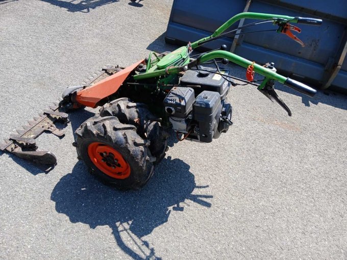 Motormäher Agria Seitenansicht links