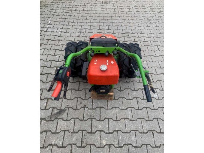 Motormäher Rückansicht