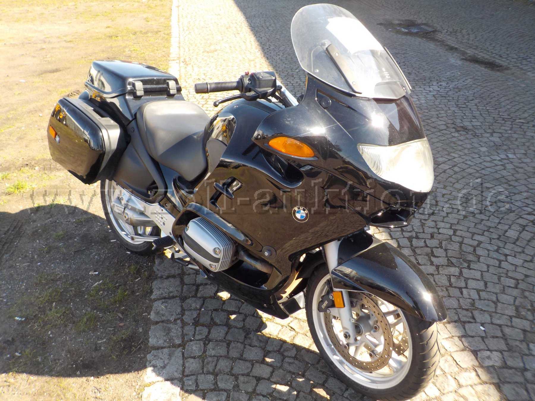 Front- und Seitenansicht Motorrad