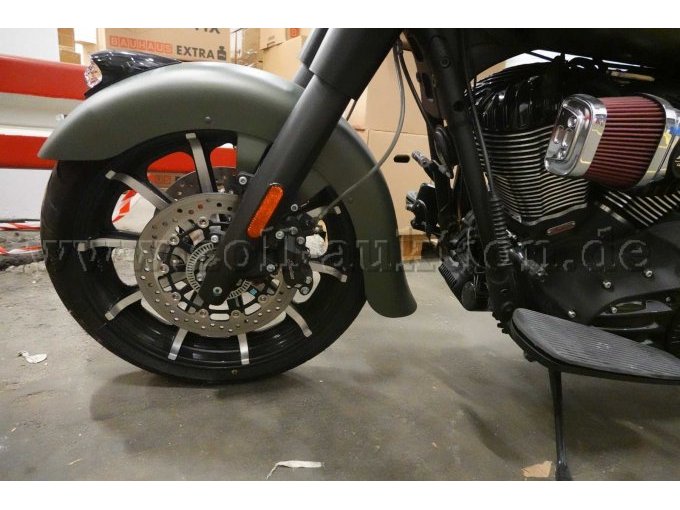 Indian Motorcycle - Springfield Dark Horse, Vorderrad linke Seite -10-Speichen-Gussfelge contrast cut 19" x 3.5" / 16" x 5"