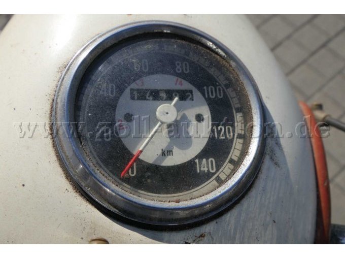 Motorrad Jawa 250 Ansicht Tacho