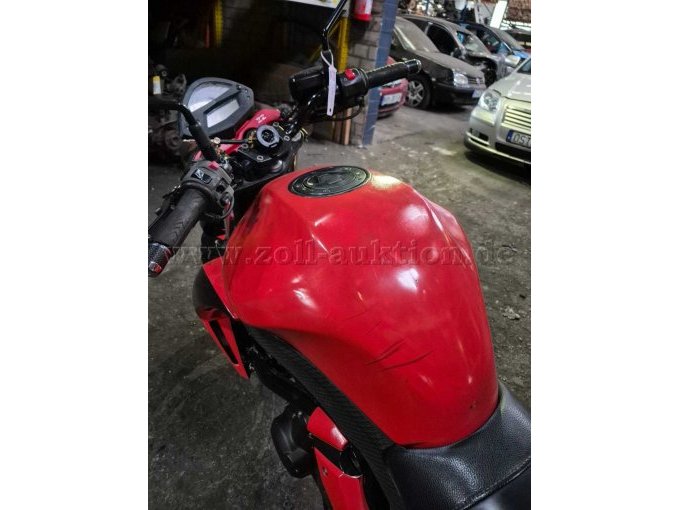 Tankdeckel + Tachometeranzeige