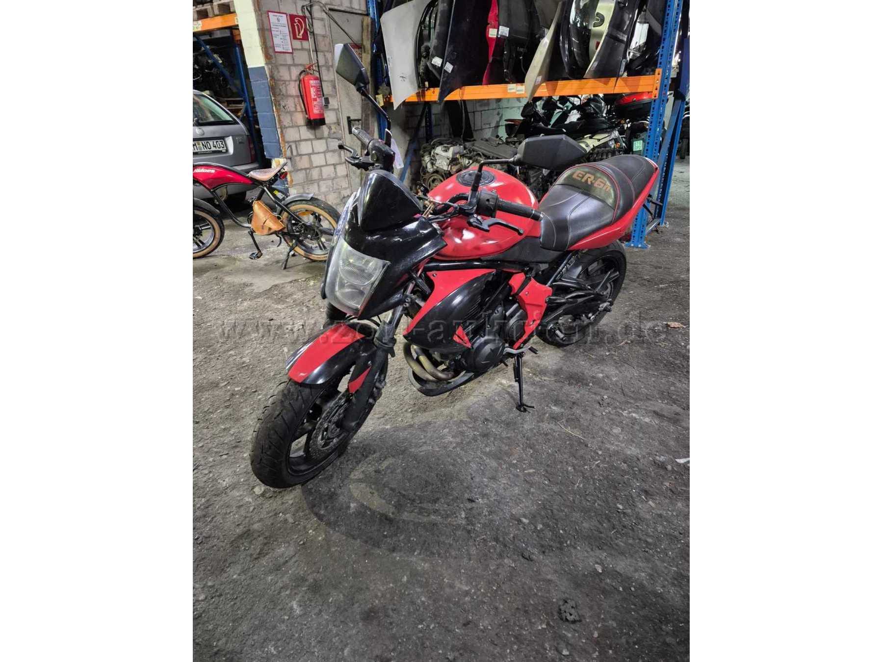 Motorrad Kawasaki vorne