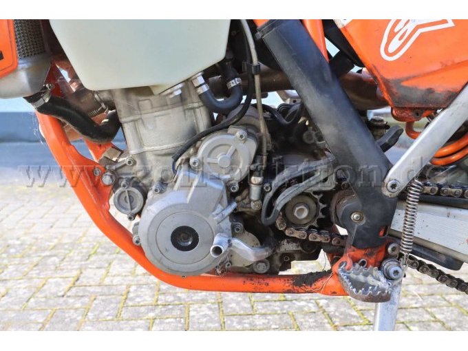 Ansicht Motor links