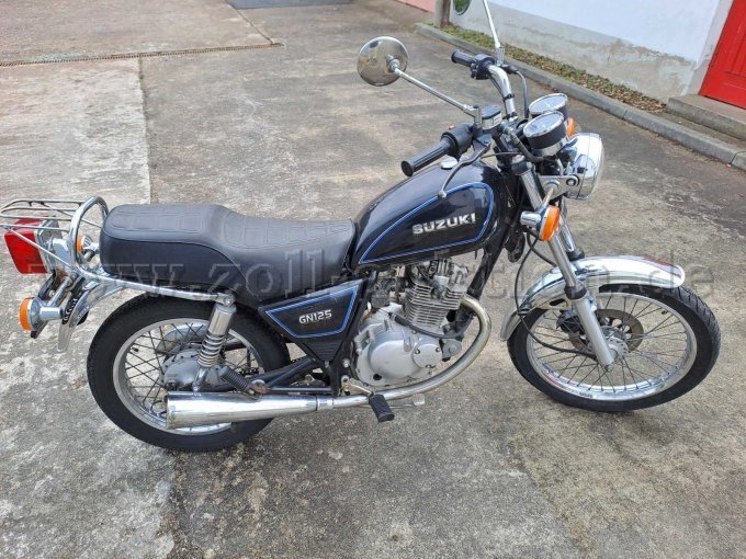 Motorrad Suzuki GN125