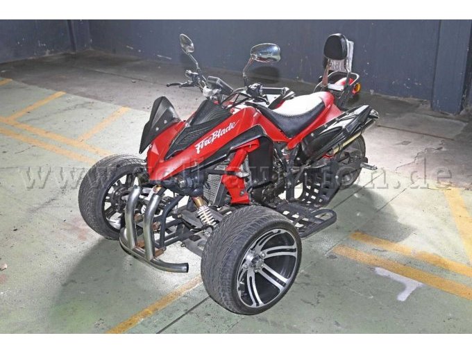 Trike von vorne links