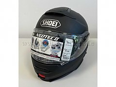 Helm vorne
