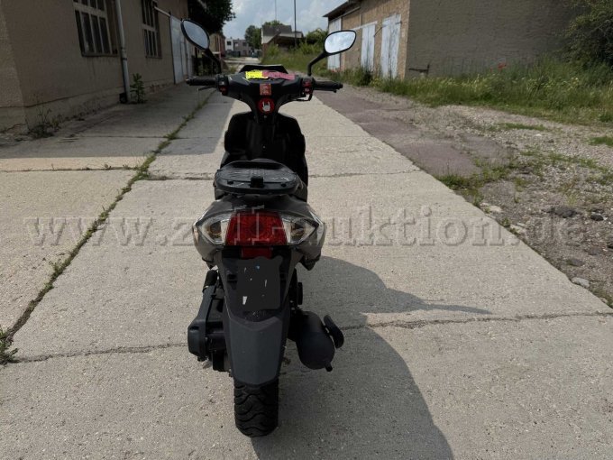 Motorroller GENERIC Explorer Rückseite