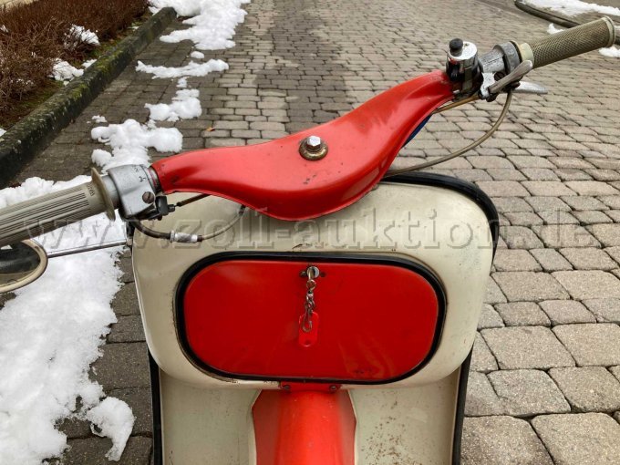 Detailaufnahme Lenker / Lenkerklappe