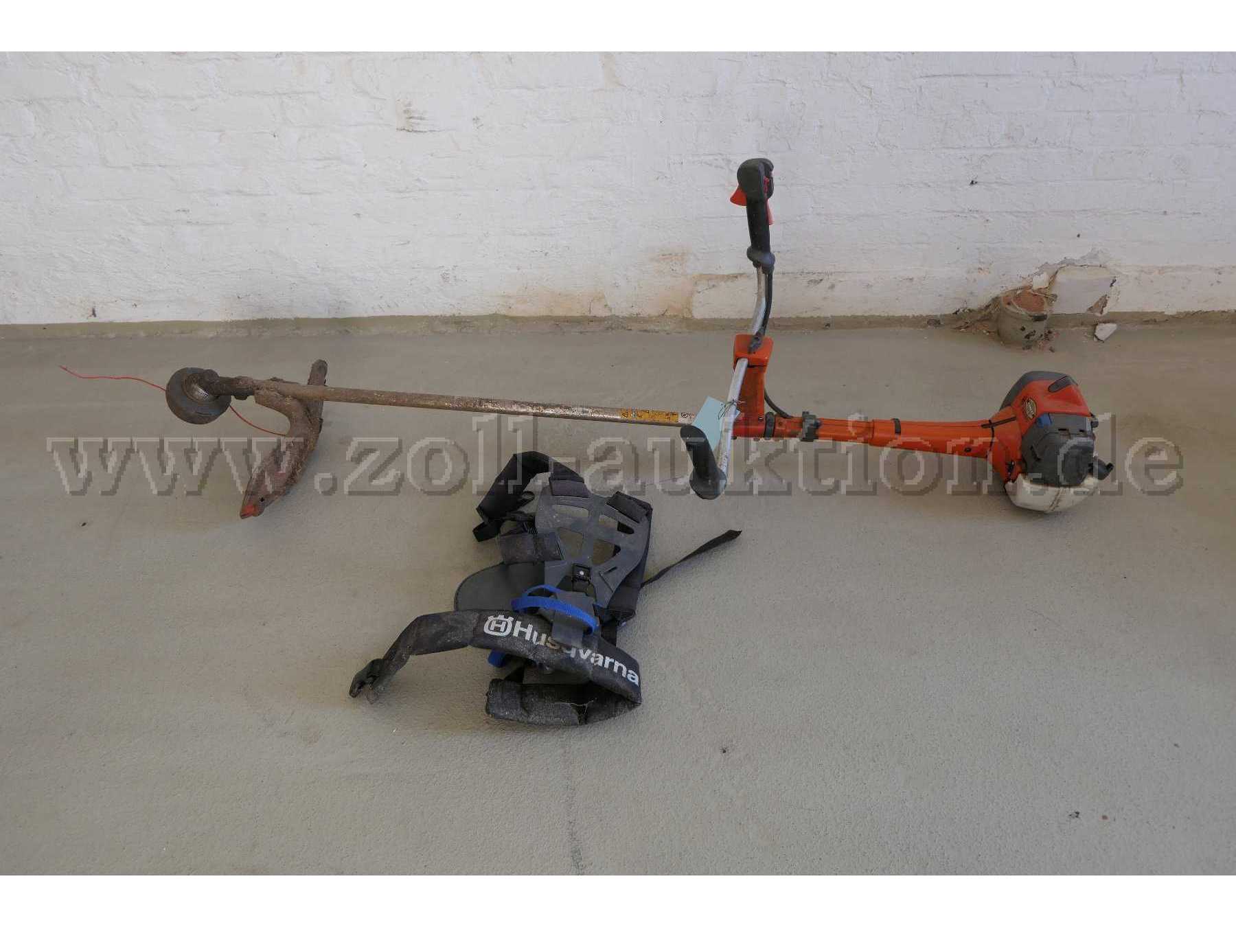 HUSQVARNA 535RXT Gesamtansicht mit Tragegurt