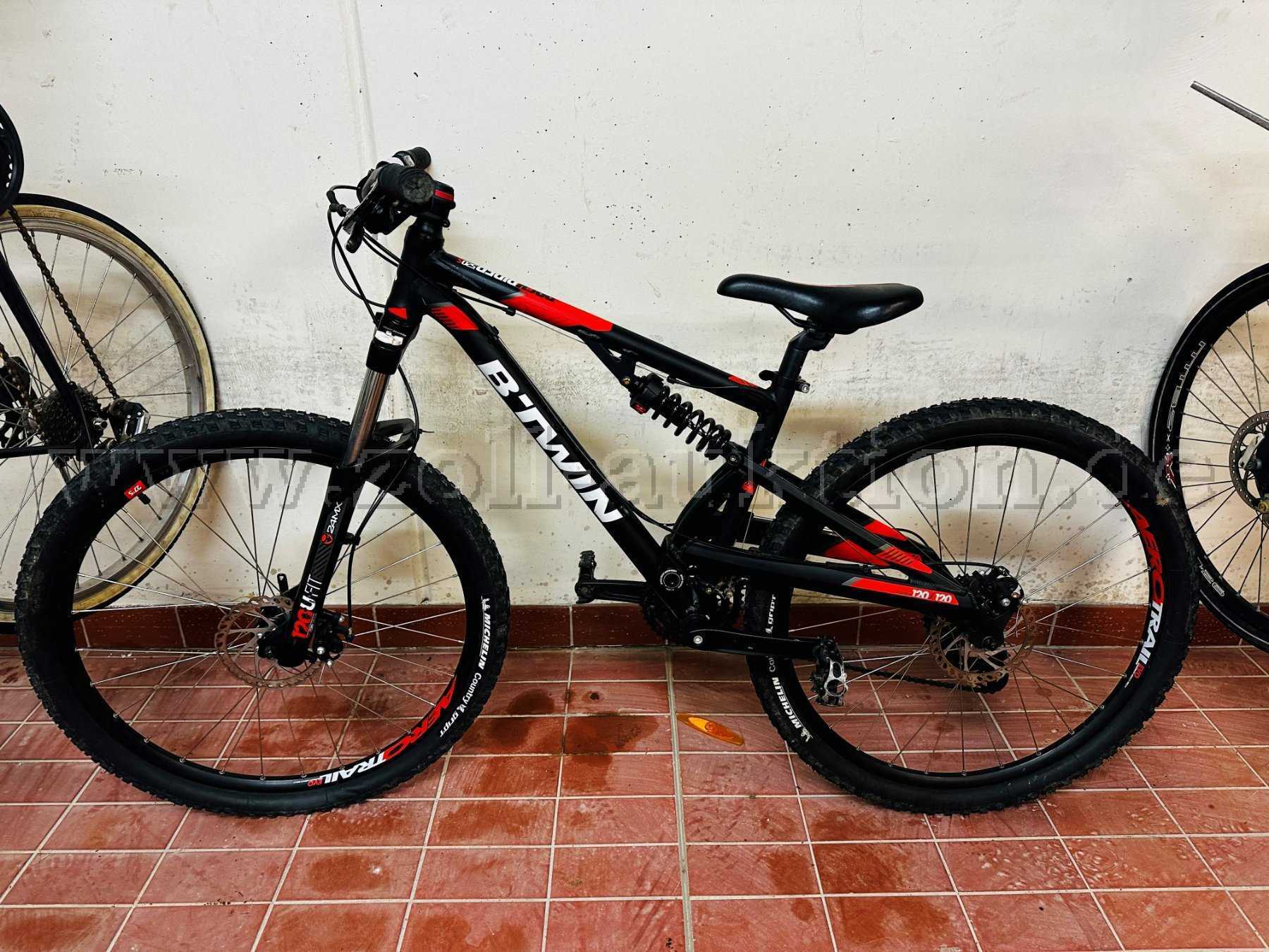 BTWIN 520S Schwarz / Rot 27 Zoll