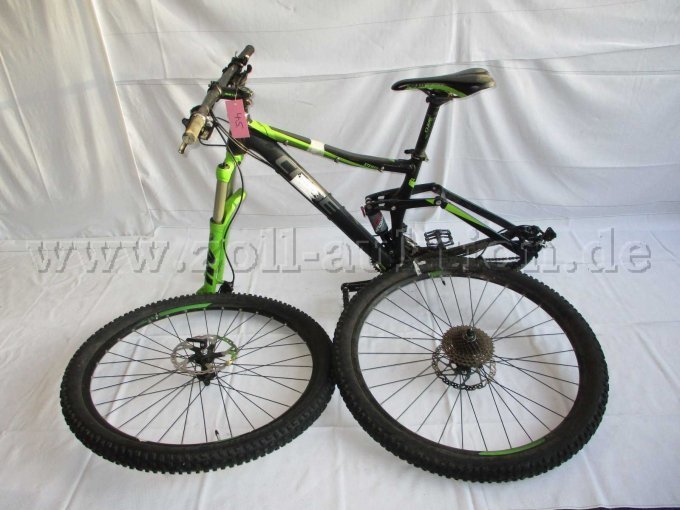 Vollansicht Mountainbike Cube Stereo 29 Zoll in Teilen