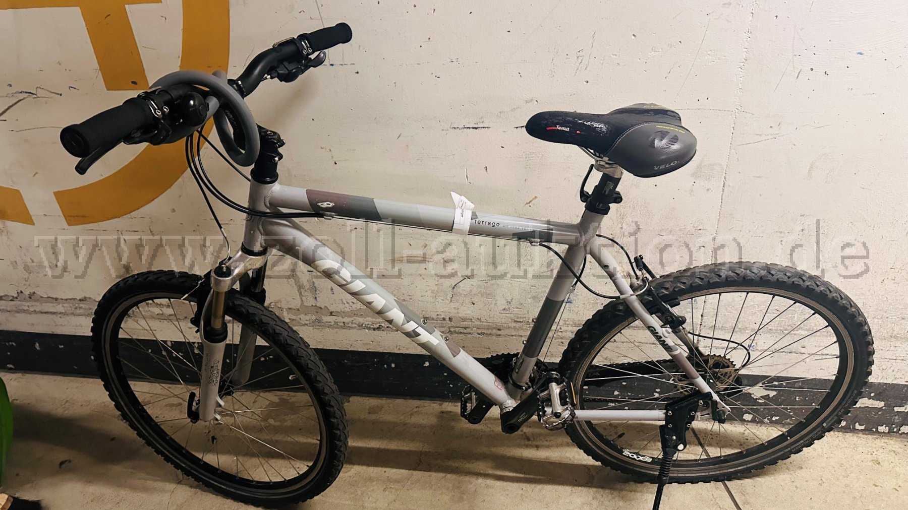 mtb schutzblech fully ACID Downhill Mudguard: Maximaler Schutz & Ultraleicht Santa Catarina Colour:White/Red Croozer 737 Croozer 535