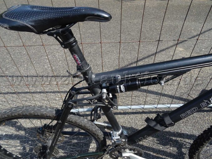 1 Mountainbike Red Bull "Factory", 26 Zoll schwarz – foto 7 – kavel bij Zoll-Auktion, Wuppertal