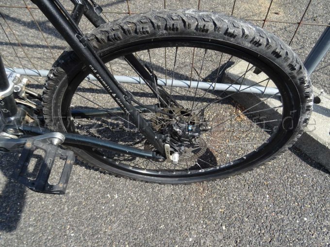 1 Mountainbike Red Bull "Factory", 26 Zoll schwarz – foto 5 – kavel bij Zoll-Auktion, Wuppertal