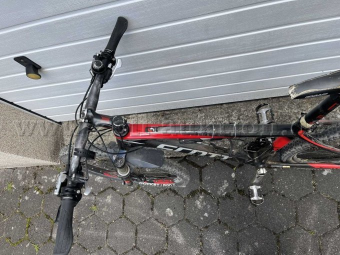 1 mountainbike van het merk Scott, 27,5 inch, 27 versnellingen – foto 6 – kavel bij Zoll-Auktion, Schloß Holte-Stukenbrock