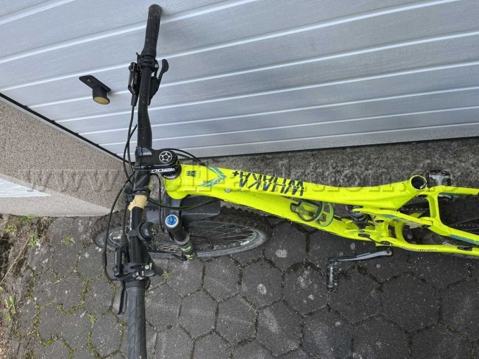 1 mountainbike van het merk Stevens, model WHAKA+, 27,5 inch, 22 versnellingen – foto 6 – kavel bij Zoll-Auktion, Schloß Holte-Stukenbrock