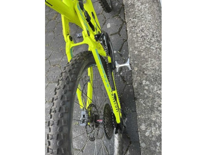1 mountainbike van het merk Stevens, model WHAKA+, 27,5 inch, 22 versnellingen – foto 4 – kavel bij Zoll-Auktion, Schloß Holte-Stukenbrock
