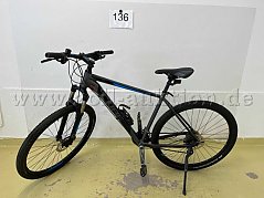 Mountainbike von Cube, links
