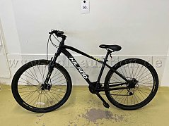 Mountainbike von Hiland, links