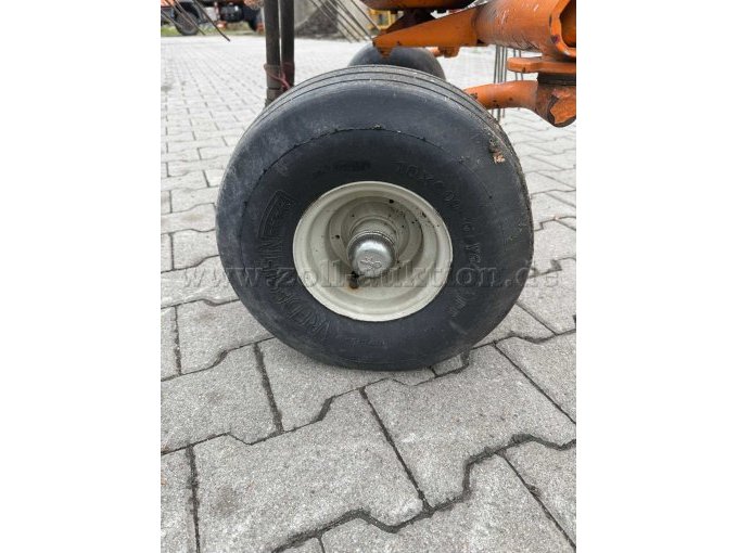 Detail Reifen