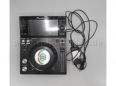 Pioneer DJ XDJ-700 Vorderansicht