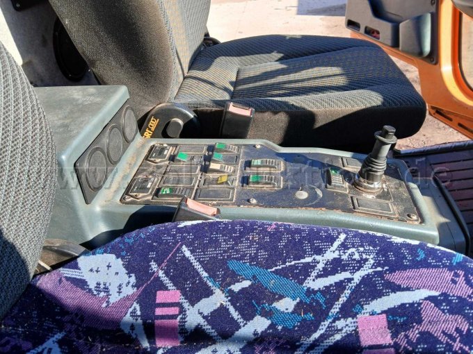 Bedienelemente im Fahrerhaus