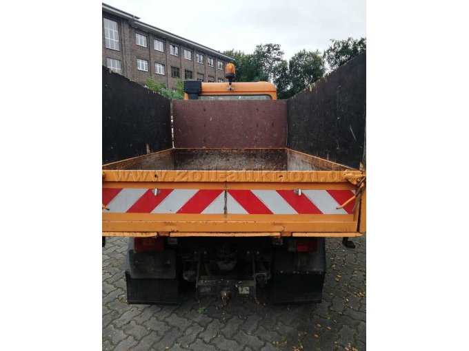hinten