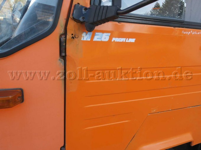 Beschädigung linke Tür