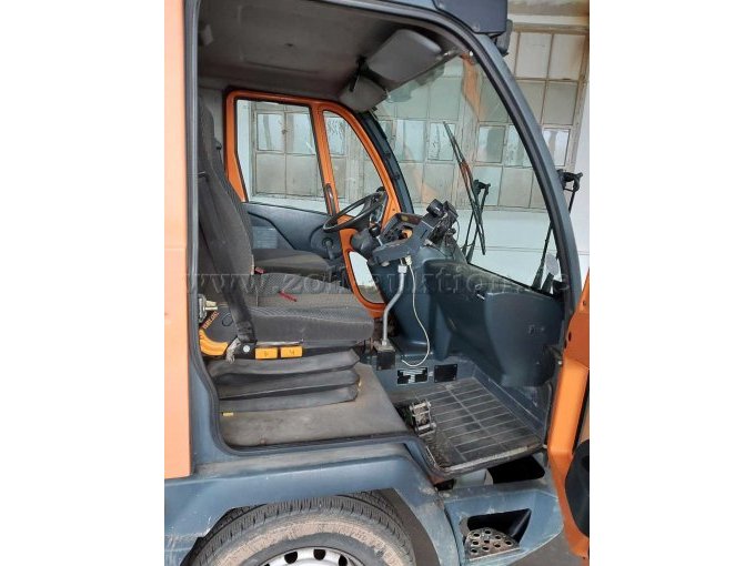 Multicar Innenraum rechts