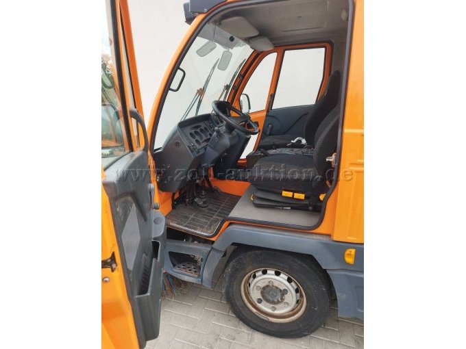 1 Multicar M30 selbstfahrende Arbeitsmaschine Straßenreiniger – foto 5 – kavel bij Zoll-Auktion, Spremberg