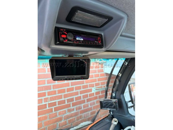 Bildschirm für Rückfahrkamera und Radio