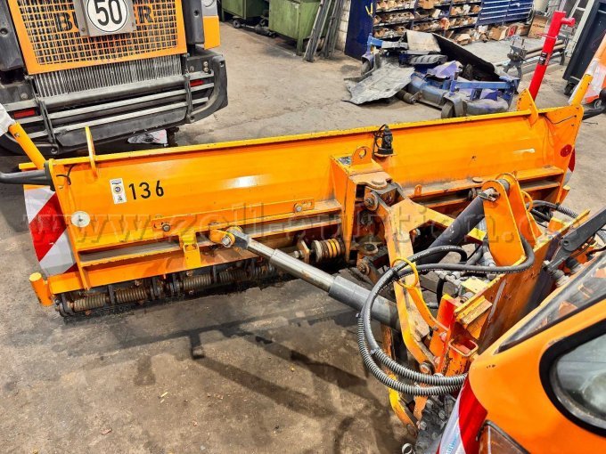 Schiebeschild hinten