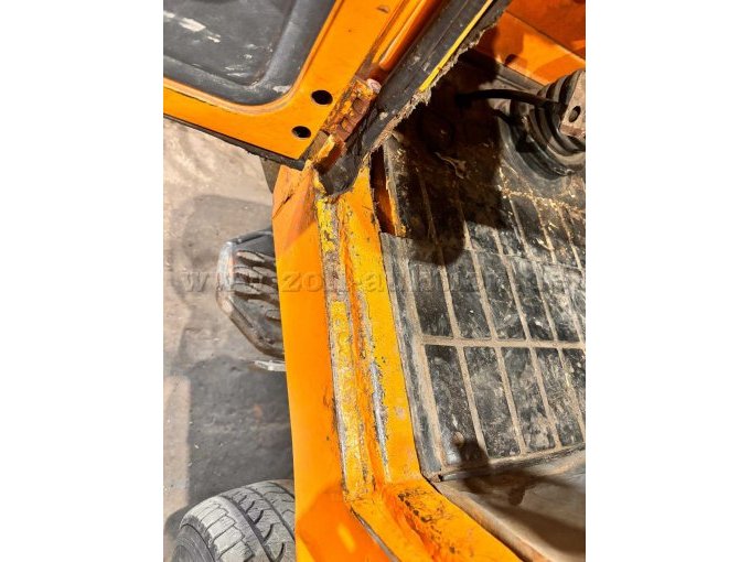 Einstieg links seitlich