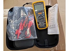 Multimeter Fluke 1587FC mit Zubehör
