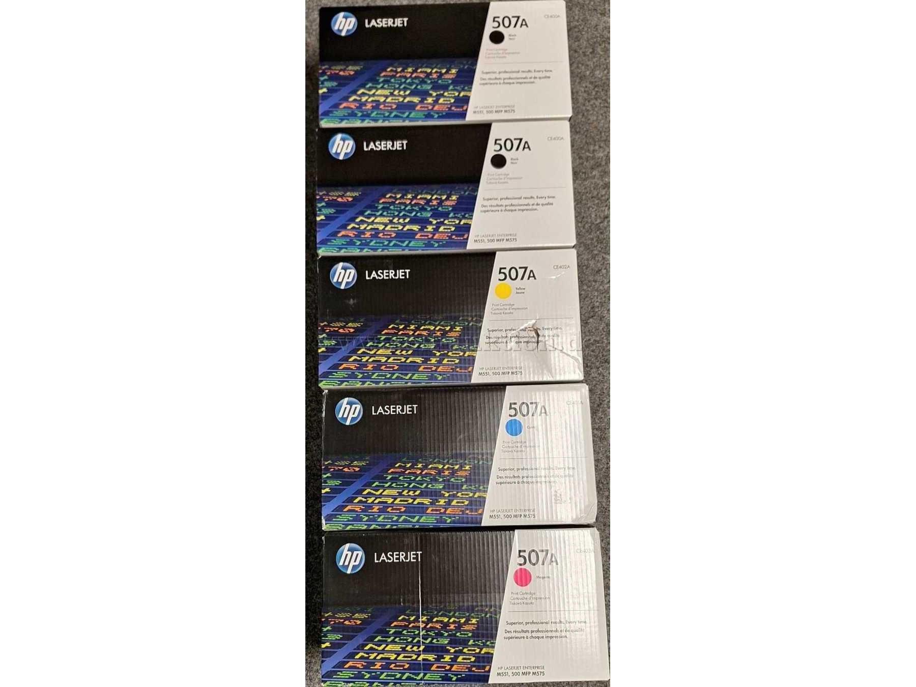 HP Toner CE400-CE403A
Vorderseite