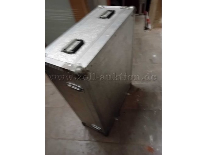 Mischpult im Koffer geschlossen