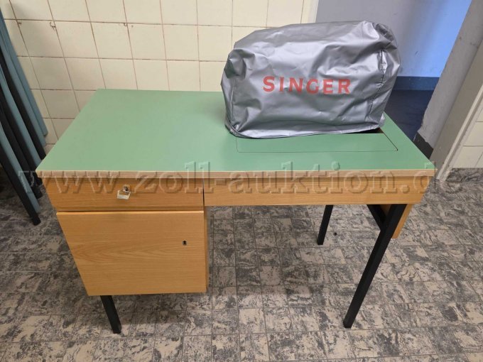 Gesamtansicht mit Abdeckhaube