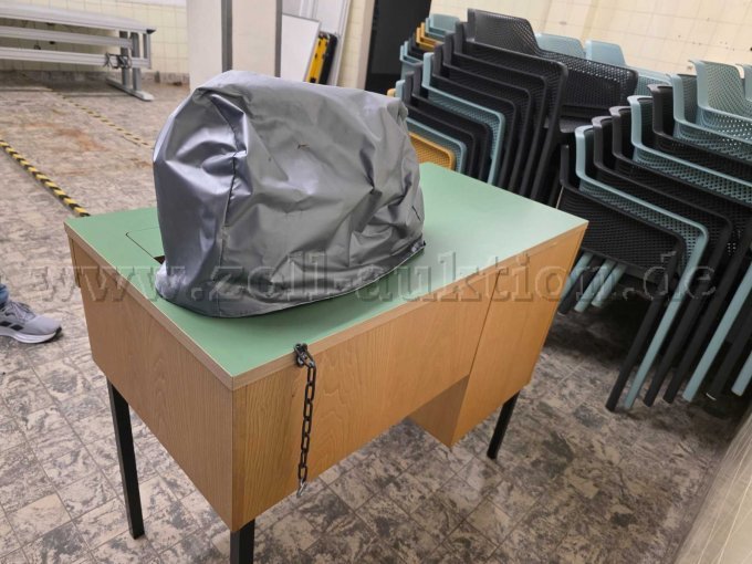 Rückseite mit Abdeckung